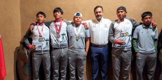 Julio Arreola reconoce a jóvenes deportistas de Urandén que triunfaron en la Olimpiada Nacional 2025