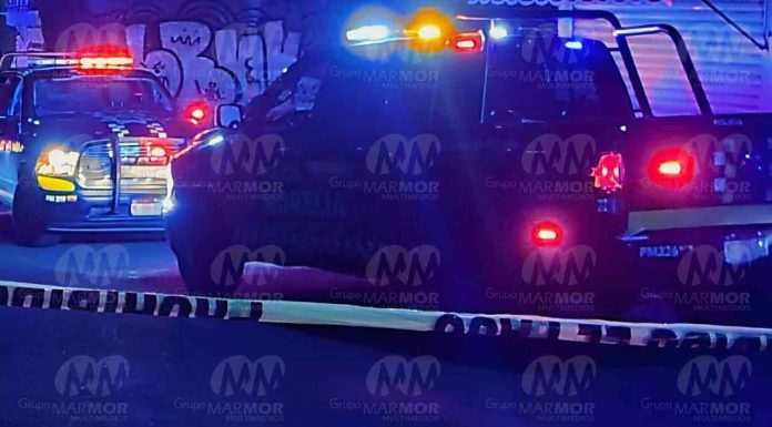 Hombre llega herido a clínica privada de Morelia tras ser atacado con mach3te en un bar