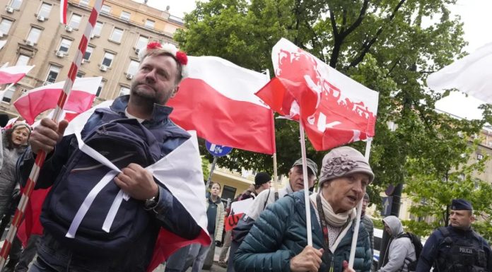#VIDEO || Protestas masivas en Polonia por crímenes atribuidos a migrantes y creciente tensión en la frontera