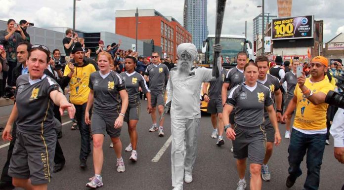 #VIDEO | Adiós a una leyenda: Fauja Singh, el maratoniano centenario, parte tras trágico accidente