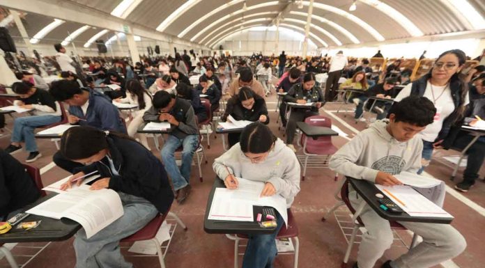 Concluyó en orden examen Ceneval de ingreso a Normales de Michoacán
