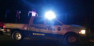 Delincuentes dejan narcomanta en un puente al norte de Morelia