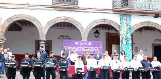 Julio Arreola refuerza la seguridad pública con entrega de patrullas y uniformes