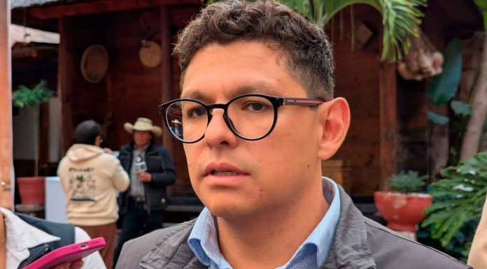 Detectada Artesanía Michoacana hasta 5 veces más cara en puntos turísticos fuera del estado