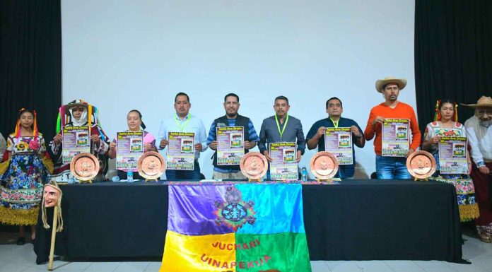 Santa Ana Zirosto se viste de fiesta para su festival de danzas tradicionales: Secum