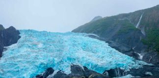 #VIDEO || 🧊🌊 ¡Tsunamis de hielo en Siberia! La naturaleza más salvaje se desata en el lago Baikal