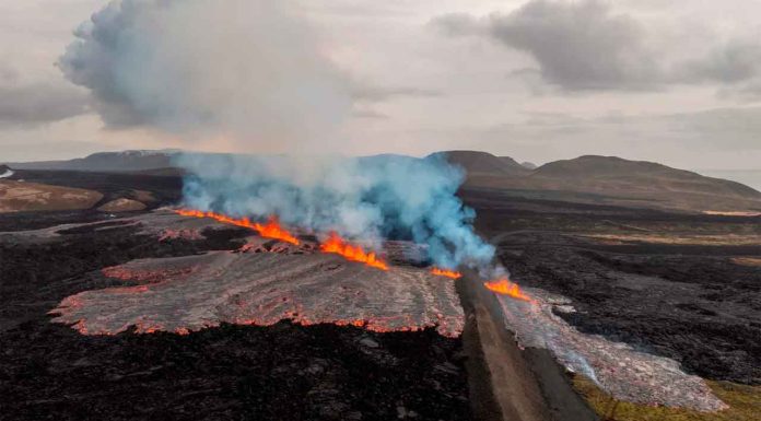 #VIDEO || Nueva erupción volcánica en la península de Reykjanes, Islandia