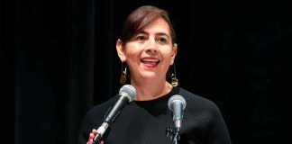 Gracias por el tercer ciclo escolar completo: Gabriela Molina