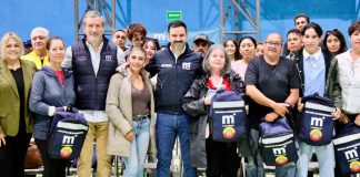 Promueve Yankel Benítez prevención y capacitación con entrega de mochilas de emergencia