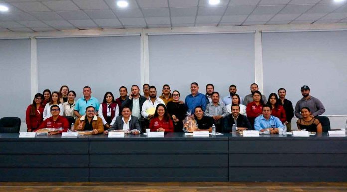 En Zacapu trabajamos para que más familias tengan un hogar digno: Mónica Valdez