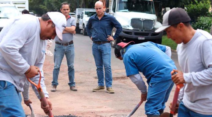 Adolfo Torres supervisa conclusión de trabajos en Boulevard García de León; circulación abierta en su totalidad