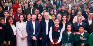 Michoacán lidera en reducción de rezago educativo nacional: Bedolla