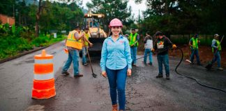 Dayana Pérez Mendoza impulsa la modernización vial: 12 km de carretera entre Cuitzitan e Ixtaro
