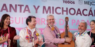 Guitarras de Paracho, instrumentos de paz que reconstruyen el tejido social: Bedolla