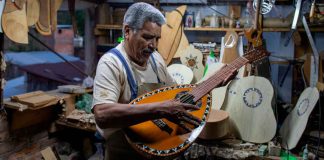 Gobierno de Michoacán avanza en la Indicación Geográfica de la guitarra de Paracho: Casart