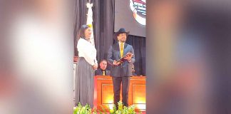 Emotivo mensaje de agradecimiento y compromiso en el primer informe de gobierno municipal LIC Humberto Jiménez presidente de los Reyes Michoacán