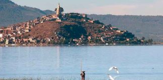 Edil de Pátzcuaro señala que se han presentado más de 800 denuncias por extracción ilegal de agua del lago