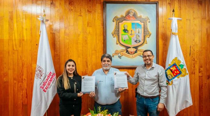 Con apoyo de Dayana Pérez, la juventud de Salvador Escalante contará con más oportunidades para estudiar.