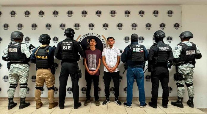 Fuerzas estatales y federales detienen a dos presuntos extorsionadores en Uruapan