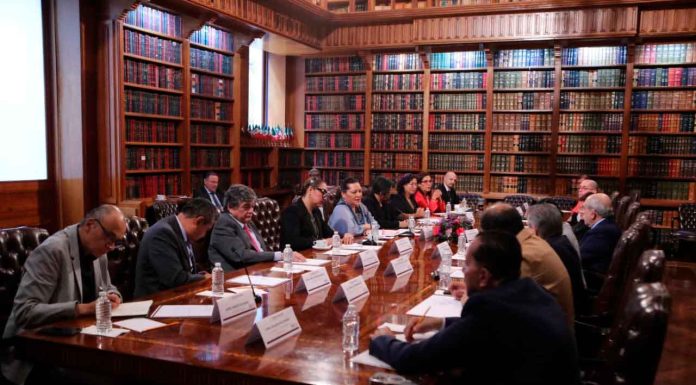 INE y Comisión Presidencial acuerdan trabajo conjunto para garantizar la Reforma Electoral