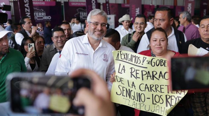 En Tlalpujahua, Bedolla revisa propuestas de infraestructura en audiencia pública