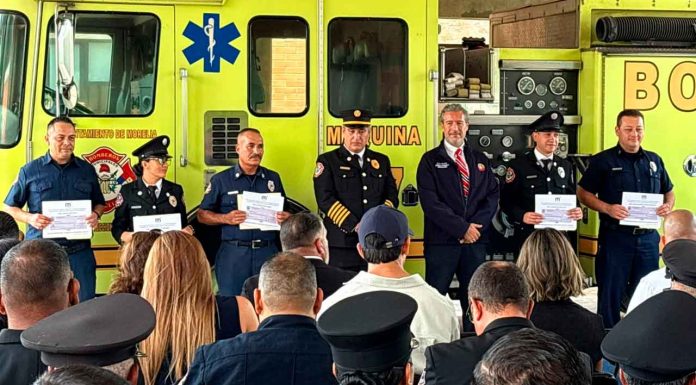 Ayuntamiento de Morelia celebra a los bomberos en su día