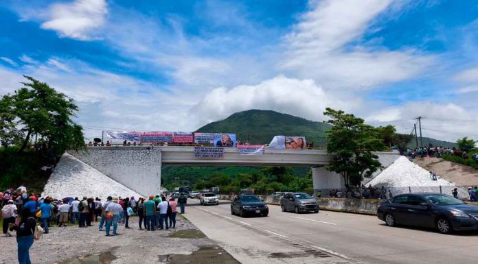 #VIDEO || Piden mayor seguridad en Guerrero tras bloqueos en la Autopista del Sol