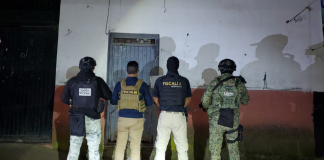 Durante cateos en Pátzcuaro y Morelia, aseguran más de mil dosis de metanfetaminas y detienen a siete personas