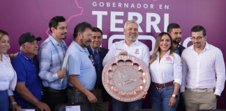 Con audiencia pública Bedolla tiende puente con población de Salvador Escalante