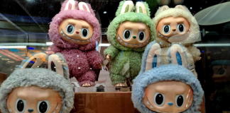 #VIDEO | Sujetos roban muñecos Labubu valuados en 7 mil dólares