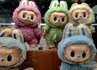 #VIDEO | Sujetos roban muñecos Labubu valuados en 7 mil dólares