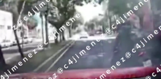 #VIDEO | #México: Motociclista finge caerse para culpar a un automovilista