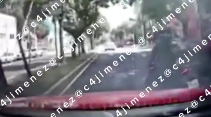 #VIDEO | #México: Motociclista finge caerse para culpar a un automovilista