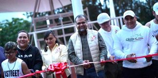 Inaugura presidente Víctor Vázquez primer gimnasio de calistenia en Puruándiro