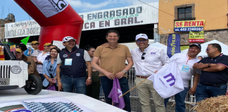 Alfonso Martínez da banderazo a exitoso 3er Concurso de Carros Locos