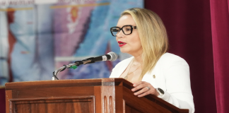 Nicolaitas siguen la ruta de la excelencia profesional; Yarabí Ávila clausura diplomados de Odontología