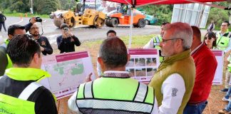 Arranca Bedolla rehabilitación del camino Villa Madero-Tacámbaro