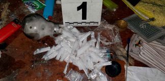 Fiscalía asegura más de mil dosis de metanfetamina y detiene a 7 personas