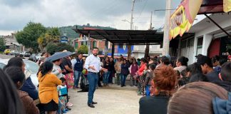 Diputado Octavio Ocampo visita comunidades indígenas de Zitácuaro y reafirma compromiso con la educación