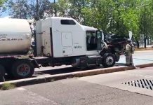 #VIDEO #AVANCE| Se incendia pipa en el Periférico de Morelia; logran controlar el fuego a tiempo