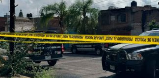 Dos niños fueron encontrados sin vida dentro de una camioneta en Guadalajara