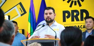 Municipios, base fundamental de la pirámide gubernamental: Octavio Ocampo