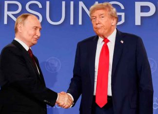 Donald Trump califica de “extremadamente productiva” su reunión con Vladimir Putin