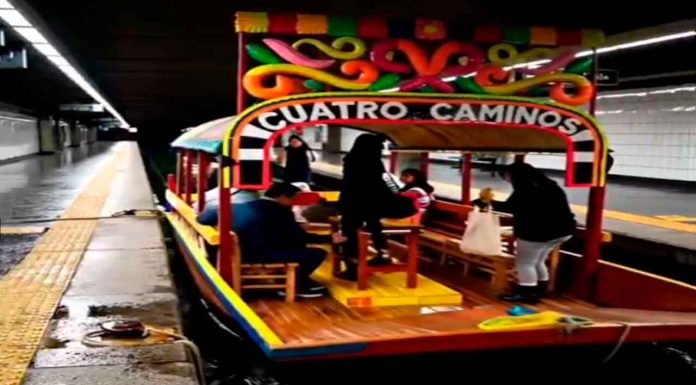 #VIDEO || Imagenes generadas con IA muestra trajineras en el Metro de CDMX como protesta y burla por inundaciones