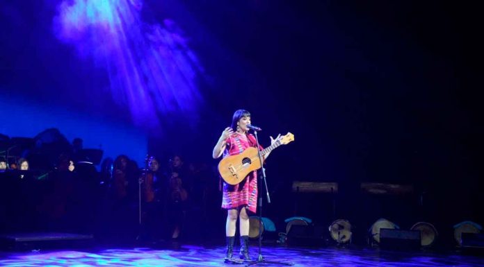 Ireri Almonte, la voz michoacana en Telesur: entre la raíz y la resistencia hasta Venezuela