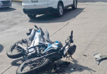 Motociclista resulta herido tras chocar contra auto en la Av. Solidaridad de Morelia