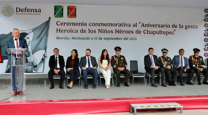 Llama Bedolla a seguir ejemplo de valentía y patriotismo de Niños Héroes