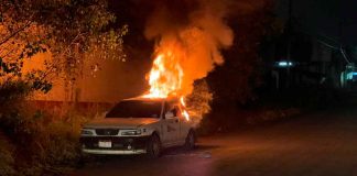 Arde taxi en la colonia Nueva Valladolid, Morelia