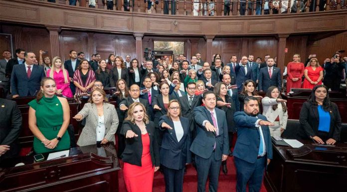 Rinde protesta el nuevo Poder Judicial ante el Congreso del Estado