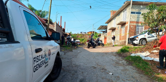 Joven muere a bordo de una ambulancia tras ser baleado, en la colonia San Juan Evangelista